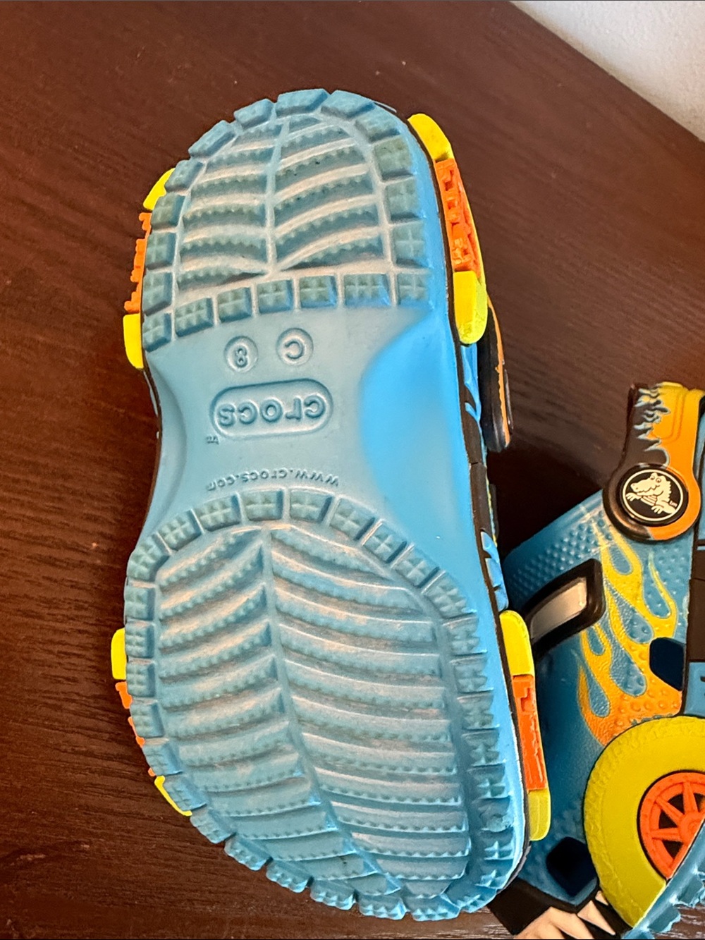 Matchbox Cars Crocs - Picture 4 of 5